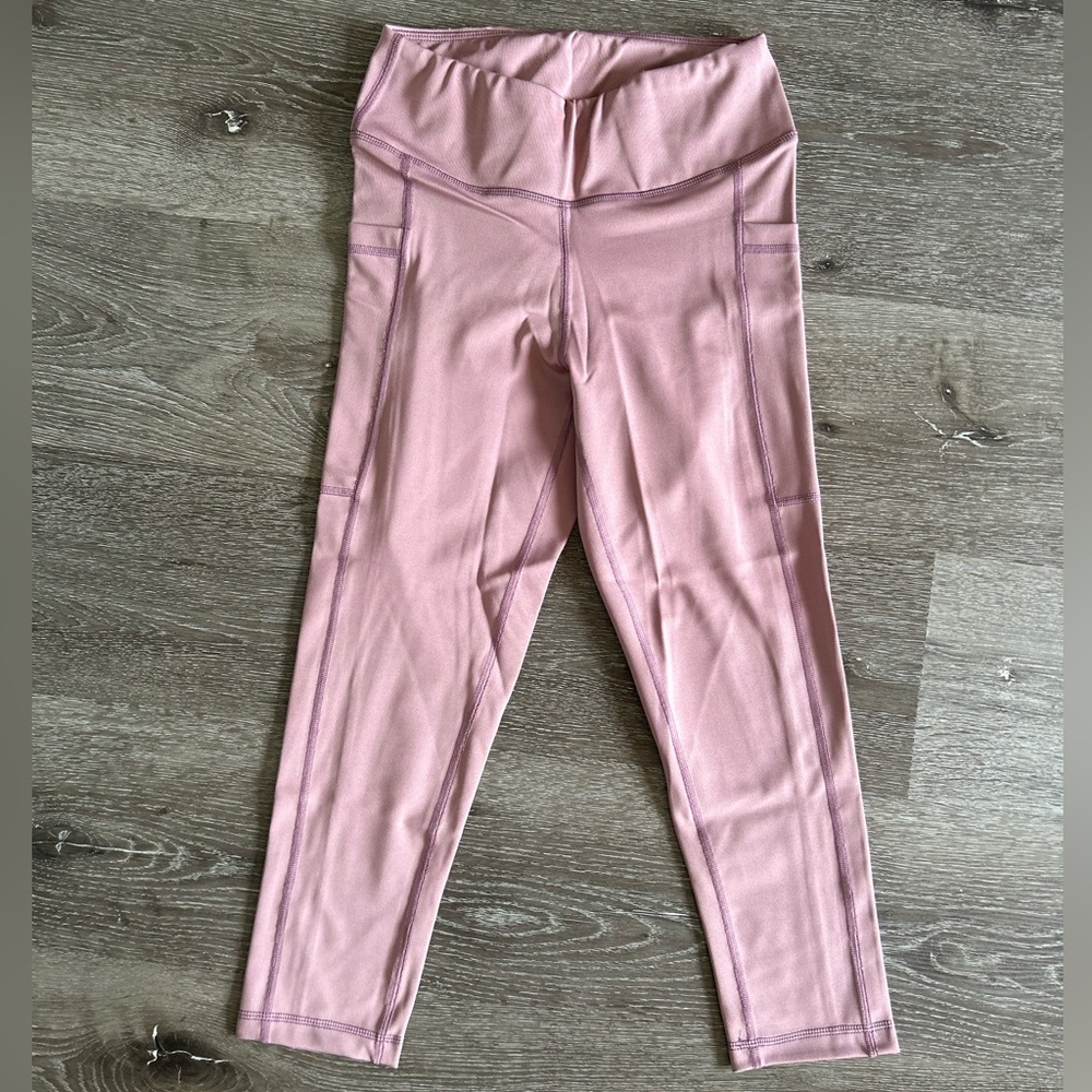 NWOT XS 0-2 Pro Fit Pink Cropped Leggings With Pockets Yoga Pants Capris - Picture 2 of 7